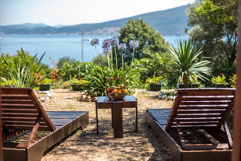 Apartments And Bungalows Mimoza Baosici Herceg Novi Exterior photo