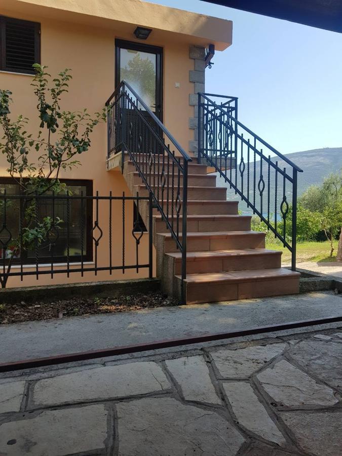 Apartments And Bungalows Mimoza Baosici Herceg Novi Exterior photo
